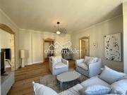 Zeitloser Altbaucharme trifft Design – hochwertig...