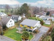 ZEITLOSER WOHNKLASSIKER MIT UMSCHWUNG