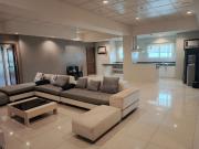 Zenith Central 4BR Penthouse 230sqm Home Office Parking...