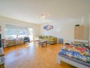 Zentral gelegene 1 Zimmer Wohnung mit Balkon und EBK...