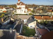 Zentral gelegenes Haus mit uneinsehbarem Grundstück und...