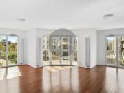 Zentral, großzügig und modern: Etagenwohnung mit...