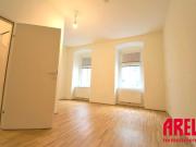 ZENTRALE 2 ZIMMERWOHNUNG NAHE DEM BAUERNBERG TOP 01