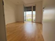 Zentrale 3 Zimmer Wohnung mit 2 x Balkon & 2 x Parkplatz...