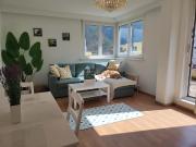 Zentrale Dachgeschosswohnung mit Terrasse & Burgblick in...