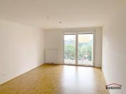 ZENTRALE LAGE 3 Zimmerwohnung mit Balkon!