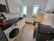 Zentrale Lage: Sanierte 2 Zimmer Wohnung mit Balkon in...