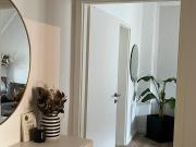 Zwischenmiete: Zentrale, möblierte 2 Zimmer Wohnung 60 m²