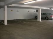 Zentraler Tiefgaragenplatz nähe Wifi