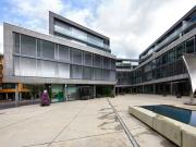 Zentrales Business Center in Zug mit umfangreicher...
