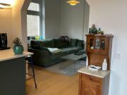 zentrumsnah und exclusiv: Zweiraumwohnung mit heller Loggia