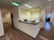 zentrumsnahe Büroetage, 225,55qm, Empfang + 5 Büros +...