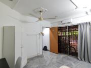 ZER0️⃣ deposit middle room @ Jalan BU 10/9 with...