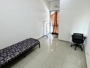 ZERO DEPOSIT ATTACHED BATHROOM MIDDLE ROOM at Bandar...