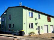 ZFH mit 2 GROSSGARAGEN – voll vermietet