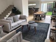 Zibatá casa de 4 recamaras en VENTA RAH3944