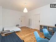 Zimmer in 3 Zimmer Wohnung zu vermieten, Berlin