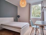 Zimmer in 4 Zimmer WG zu vermieten, Berlin