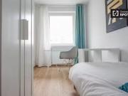 Zimmer in 4 Zimmer Wohnung in Treptow Köpenick, Berlin