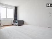 Zimmer in 4 Zimmer Wohnung in Treptow Köpenick, Berlin