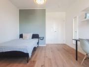 Zimmer in 4 Zimmer Wohnung zur Miete in Berlin