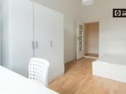 Zimmer in 5 Zimmer WG in Berlin zu vermieten