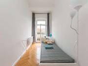 Zimmer in 5 Zimmer Wohnung zur Miete in Berlin
