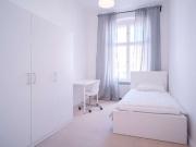 Zimmer in Apartment mit 5 Schlafzimmern in Prenzlauer Berg
