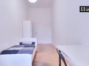 Zimmer in der Wohnung in Charlottenburg Wilmersdorf, Berlin