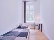 Zimmer in der Wohnung in Charlottenburg Wilmersdorf, Berlin