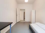 Zimmer in einer 3 Zimmer WG in Berlin zu vermieten Zimmer in einer 3 Zimmer WG in Berlin zu vermieten
