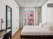 Zimmer in einer 3 Zimmer Wohnung in Berlin zu vermieten