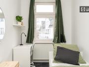 Zimmer in einer 8 Zimmer WG in Berlin zu vermieten