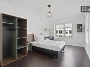 Zimmer in einer 9 Zimmer WG in Berlin zu vermieten