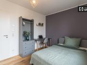 Zimmer in einer WG in Berlin zu vermieten 4 Schlafzimmer