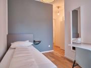 Zimmer in Wohngemeinschaft in Neubau. Hochzeit. Berlin