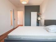 Zimmer in Wohngemeinschaft in Neubau. Hochzeit. Berlin