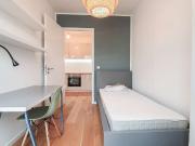 Zimmer in Wohngemeinschaft in Neubau. Hochzeit. Berlin