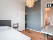 Zimmer in Wohngemeinschaft in Neubau. Hochzeit. Berlin