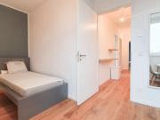 Zimmer in Wohngemeinschaft in Neubau. Hochzeit. Berlin