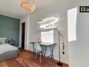 Zimmer in Wohngemeinschaft in Neubau. Hochzeit. Berlin