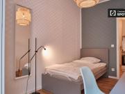 Zimmer in Wohngemeinschaft in Neubau. Hochzeit. Berlin