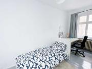 Zimmer in Wohnung mit 4 Schlafzimmern in Wilmersdorf, Berlin