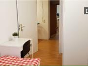 Zimmer und Betten zur Miete 8 Zimmer Wohnung Spandau, Berlin