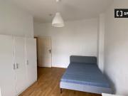Zimmer zu vermieten in 3 Zimmer Wohnung in Neukölln, Berlin