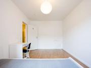 Zimmer zu vermieten in 4 Zimmer Wohnung in Wersten,...