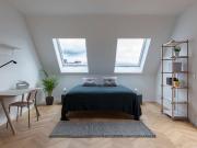 Zimmer zu vermieten in 5 Zimmer Wohnung in Berlin