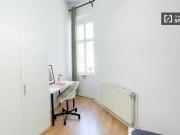 Zimmer zu vermieten in 6 Zimmer Wohnung in Moabit, Berlin