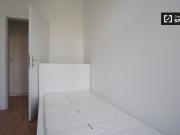 Zimmer zu vermieten in 6 Zimmer Wohnung in Moabit, Berlin