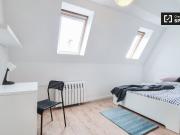 Zimmer zu vermieten in 8 Zimmer Wohnung in Mitte, Brüssel